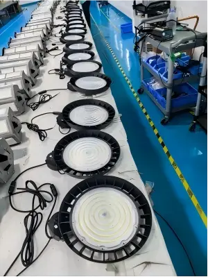 50 Dimmable UFO High Bay Lights Have Been Shipped to the United States 3 50 Dimmable UFO High Bay Lights Have Been Shipped to the United States 3