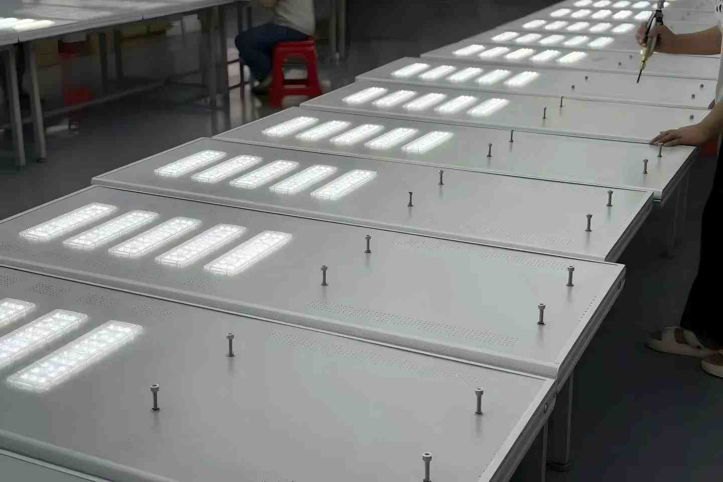 Solar Street Light With Pole and Sensor Supplier in China Solar Street Light With Pole and Sensor Supplier in China